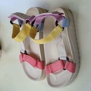 Zara Multicolored sandals